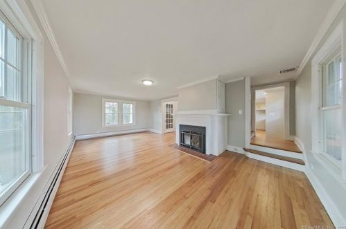 35 Riverview Rd, Rocky Hill CT  06067-1569 exterior