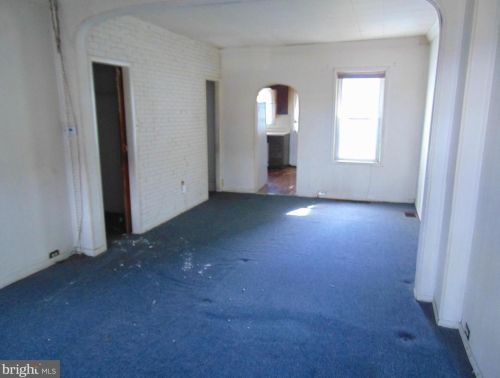 240 Cedar Ave, Camden NJ  08107-2404 exterior