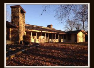 13424 Chapman Hwy, Seymour TN  37865-6423 exterior