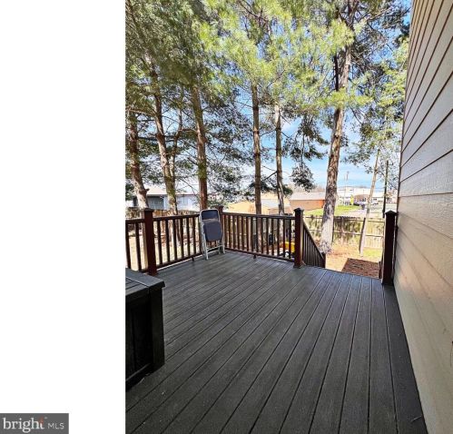 81 Chatham Ct, Dover DE  19901-3934 exterior