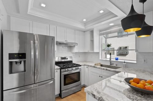 27612 Nugget Dr, Santa Clarita, CA 91387-4228