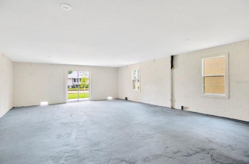 1040 Pointe Alexis Dr, Tarpon Springs FL  34689-7119 exterior