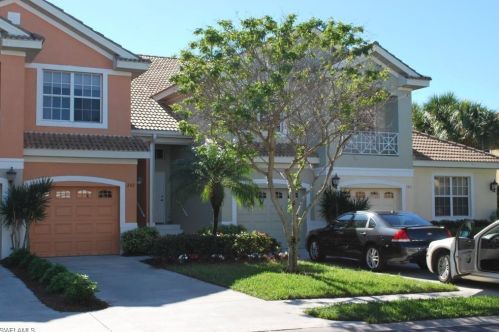 1585 Winding Oaks Way, Naples FL  34109-0483 exterior