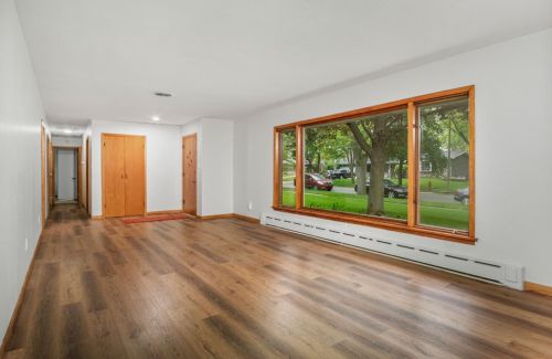 744 Williams Dr, Crown Point IN  46307-4822 exterior