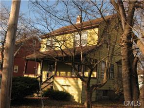 28 Custer St, Stamford, CT 06902-3128