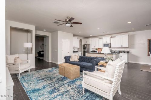 3948 Strawberry Dr, Gilbert AZ  85298-3703 exterior