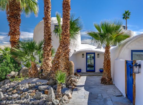 400 Camino Alturas, Palm Springs CA  92264-8996 exterior