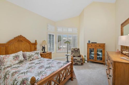 28782 Vista Valley Dr, Vista CA  92084-2223 exterior