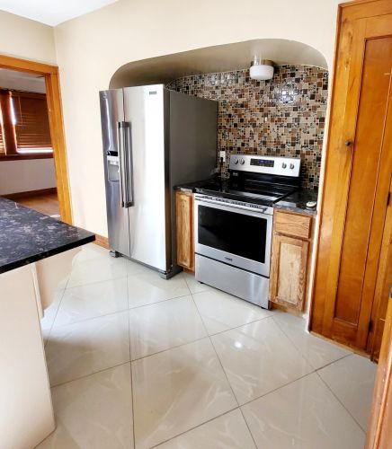 3147 52, Milwaukee WI 53218-5002 exterior