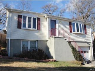 67 Square Acre Dr, Stamford, CT 06905-1126