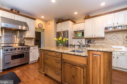 1599 Dreshertown Rd, Dresher PA  19025-1421 exterior