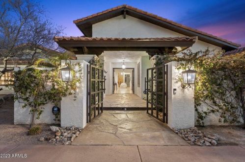 8027 La Junta Rd, Scottsdale, AZ 85255-2827