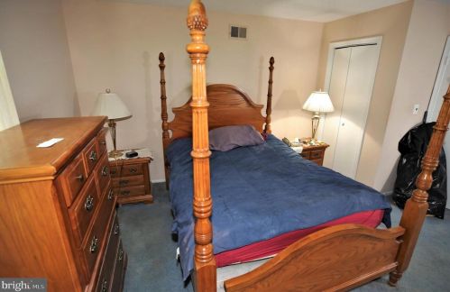 1 Allison Rd, East Windsor NJ  08520-2629 exterior