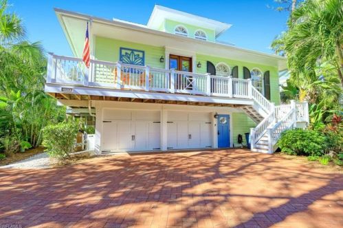3808 Survey Cir, Bonita Springs, FL 34134-8656