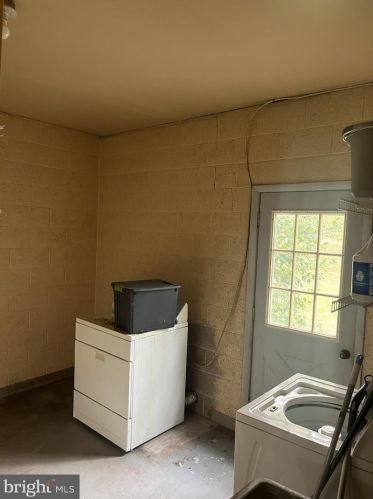 103 Meadowood Dr, Lansdale PA 19446-1610 exterior