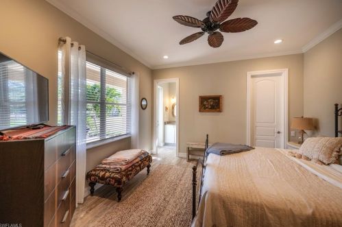 6610 Sable Ridge Ln, Naples FL  34109-0526 exterior