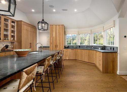 808 San Ysidro Ln, Santa Barbara CA  93108-1325 exterior