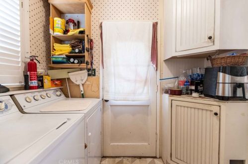 13809 Cornuta Ave, Bellflower CA 90706-4812 exterior