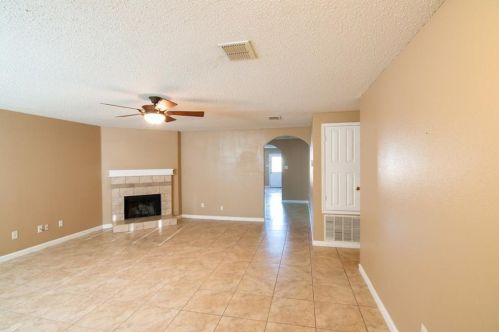 2605 Misty Harbor Dr, Oak Point, TX 75068-5964