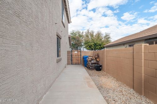 18177 Westpark Blvd, Sun City AZ  85388-6624 exterior