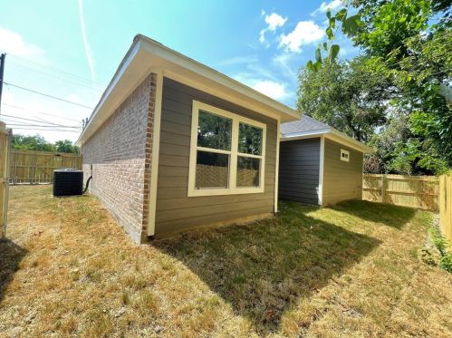 1817 Wesley St, Greenville TX  75401-3356 exterior
