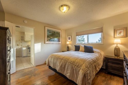 3002 Liberty Ct, Marina CA  93933-3619 exterior