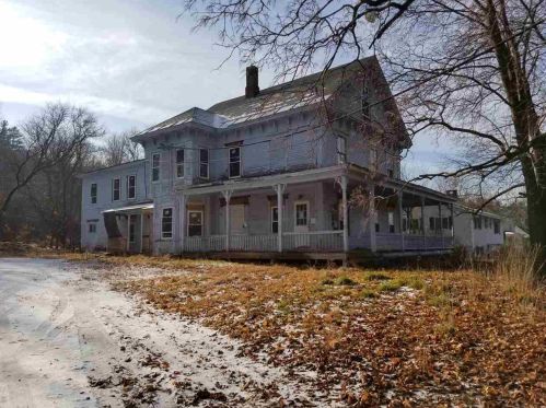 99 Chestnut St, Unity NH  03743-5870 exterior