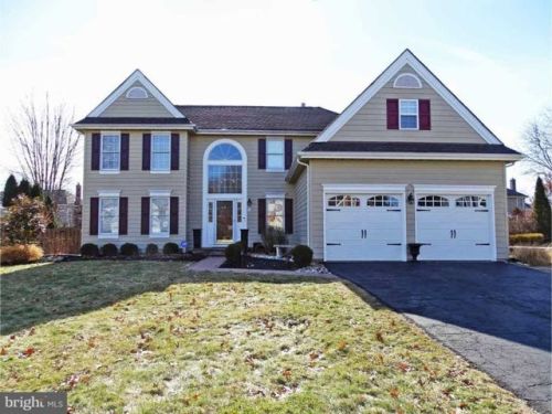 218 Norsam Dr, Langhorne, PA 19047-8503