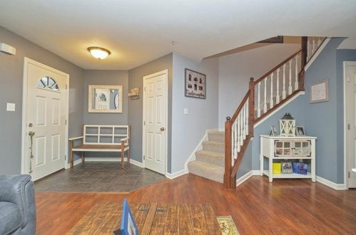 622 Hunting Creek Rd, Canonsburg, PA 15317-6309