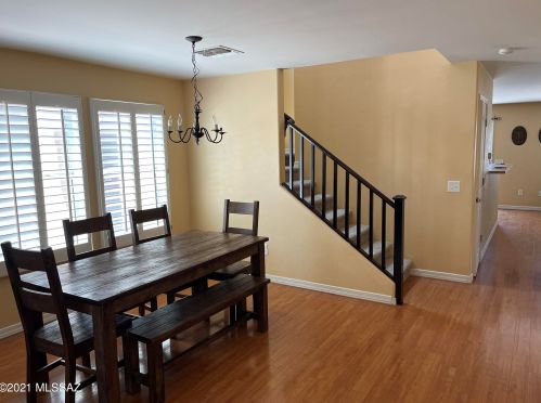 7018 Sweetbush Ave, Tucson, AZ 85756-5171