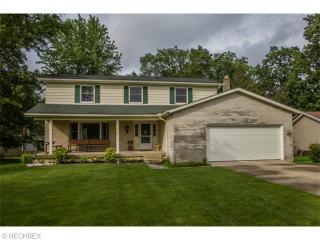111 Westchester Dr, Brunswick, OH 44212-1558