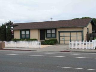 1616 73rd Ave, Oakland CA  94621-2810 exterior