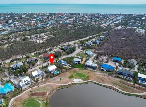 1015 Sand Castle Rd, Sanibel FL  33957-3614 exterior