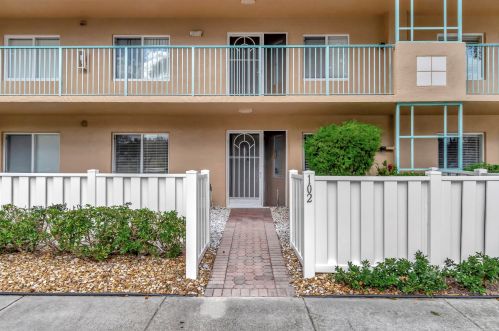 5749 Gemstone Ct, Boynton Beach, FL 33437-7221
