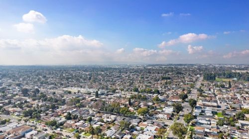 1517 Harding St, Long Beach CA  90805-3662 exterior