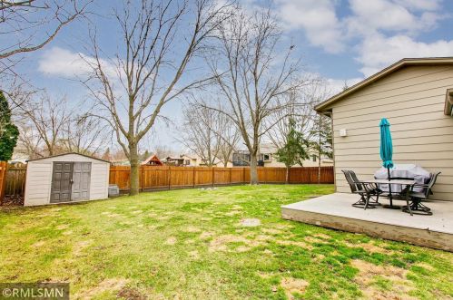 7167 Peterson Trl, Lino Lakes MN  55038-8719 exterior