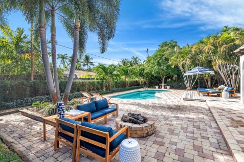 316 Glenn Rd, West Palm Beach FL  33405-4908 exterior