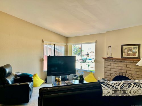 9627 Ramsgate Way, Santee CA  92071-2808 exterior