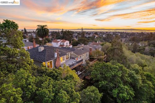 855 Glendome Cir, Oakland CA 94602-1413 exterior