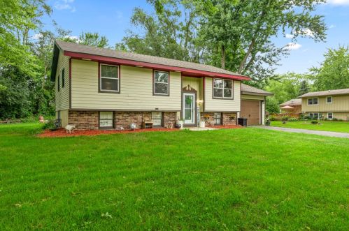 154 Ludwig Ave, Dousman, WI 53118-9320