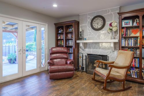 8530 Harwell Dr, San Diego CA  92119-1917 exterior