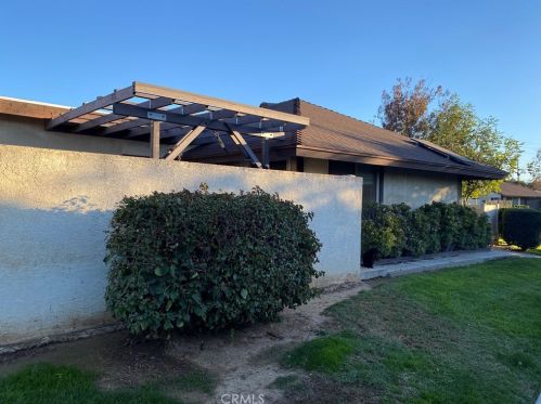 4231 Kingsbury Pl, Riverside, CA 92503-3256