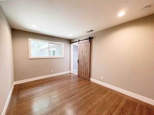 1036 Santa Cruz Dr, Concord CA  94523-2331 exterior