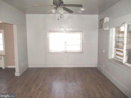 80 Pottsville St, West Cressona, PA 17929-1222