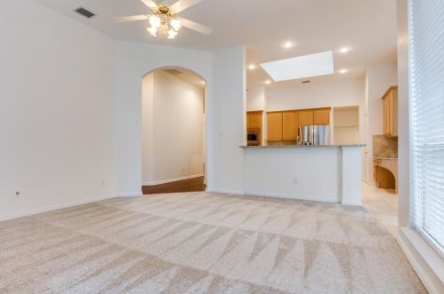 2614 Brighton Dr, Lewisville TX  75028-1463 exterior