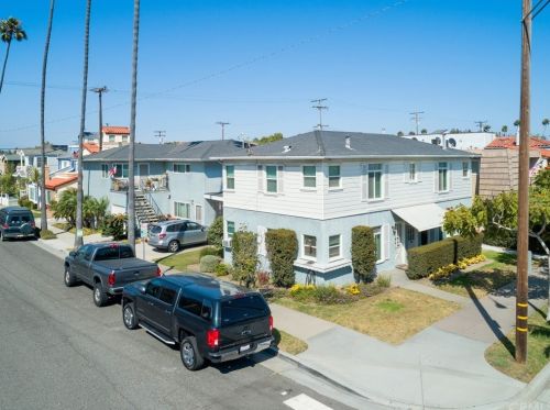 1101 Ocean Ave, Seal Beach, CA 90740-6466