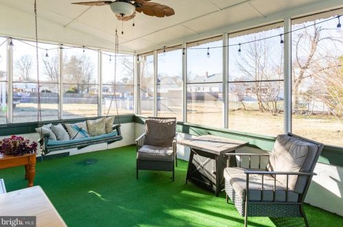 307 Veterans Dr, Palmyra NJ  08065-2319 exterior