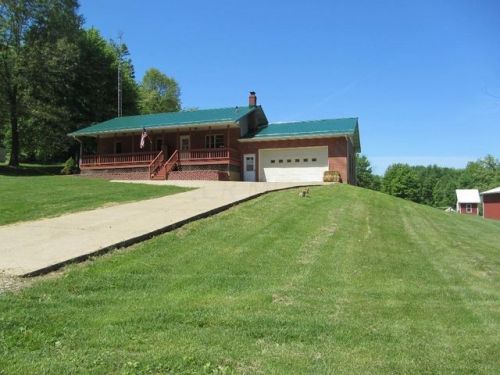16161 Skyline Dr, Danville, OH 43014-8618