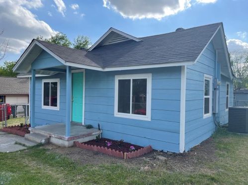 3816 Grove St, Fort Worth, TX 76106-3719
