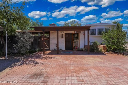 1540 Ford Pl, Tucson, AZ 85705-2329